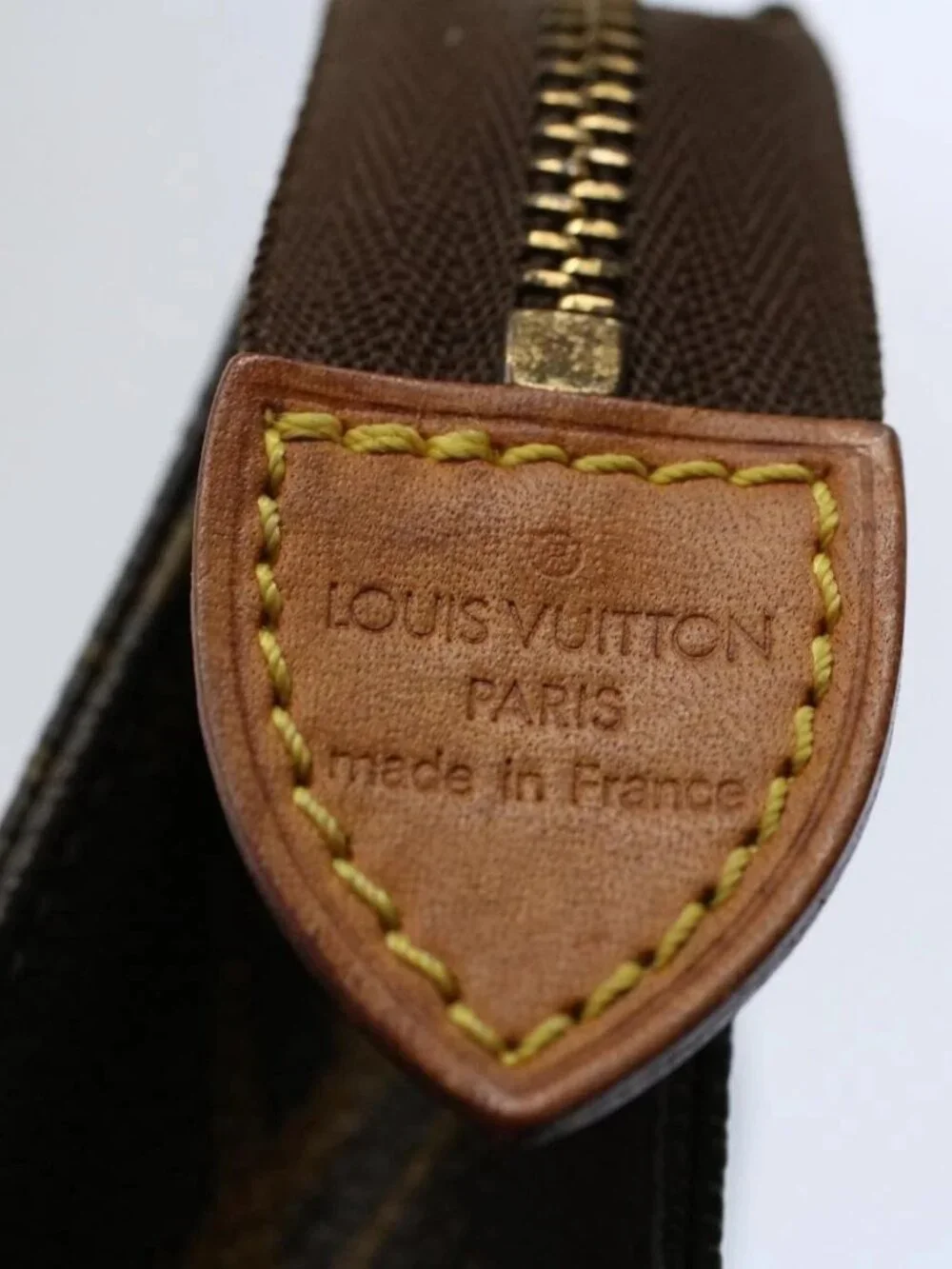 LOUIS VUITTON Monogram Poche Toilette 15 Pouch M47546 LV Auth th4338